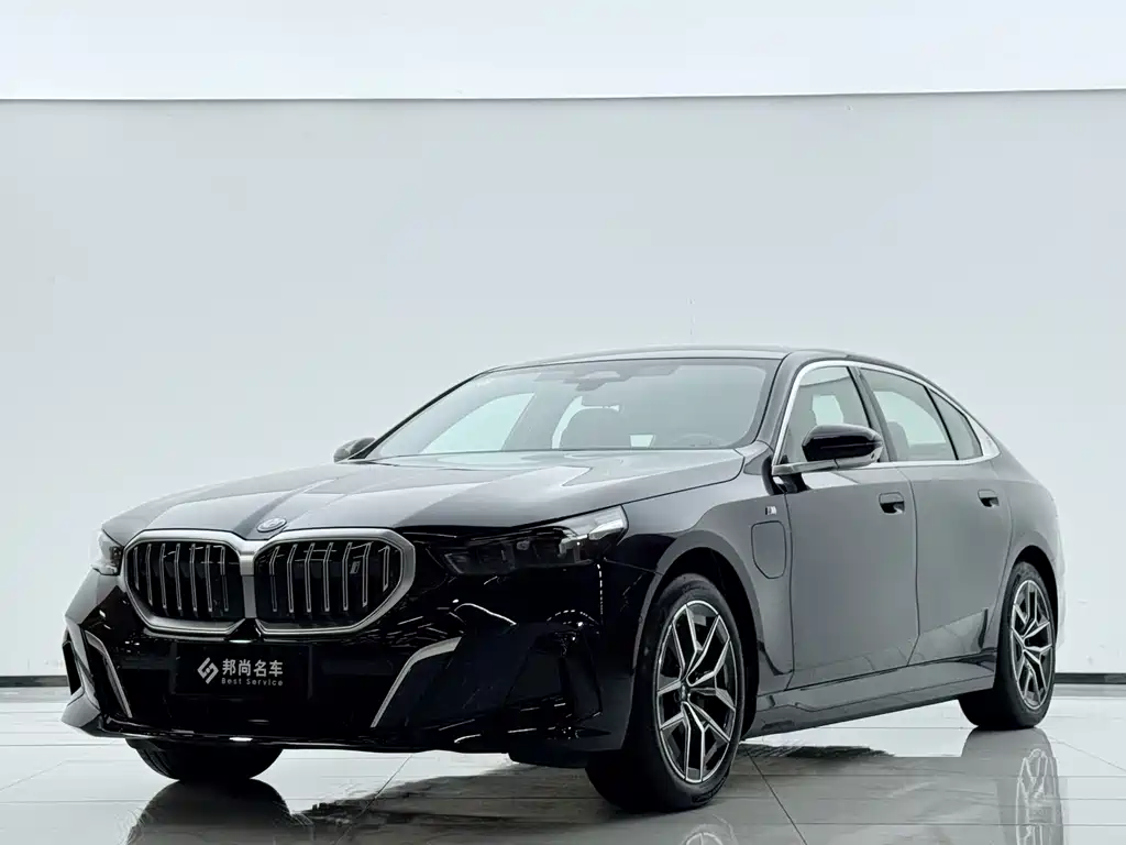 BMW i5 2025 — фото 1