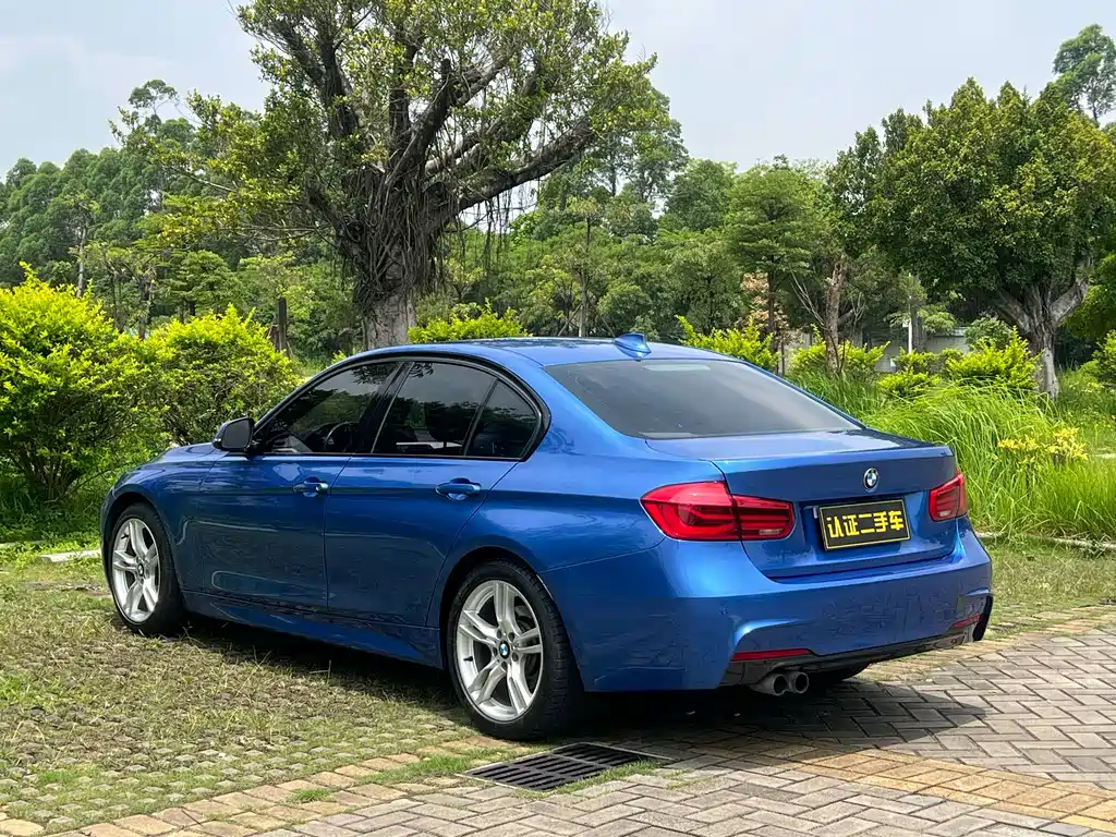 BMW 3 Series 2017 — фото 14