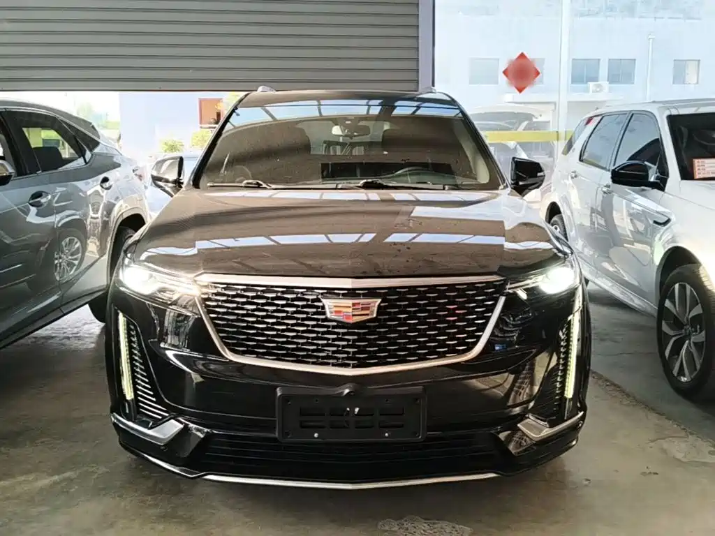 Cadillac XT6 2021 — фото 3