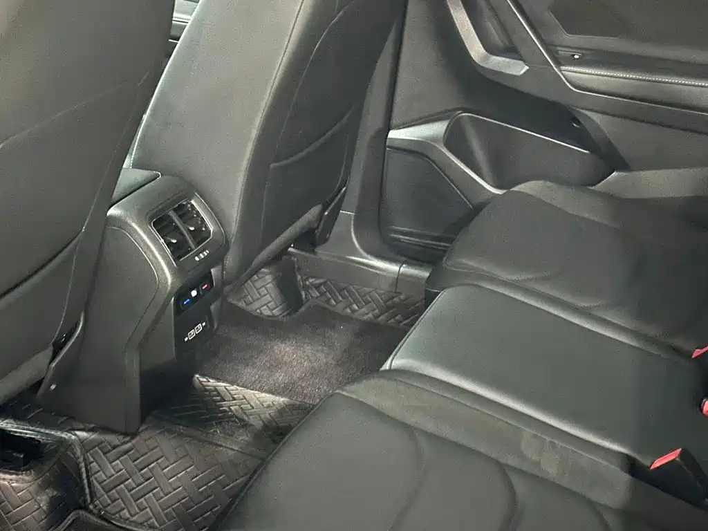 Volkswagen Tiguan L 2021