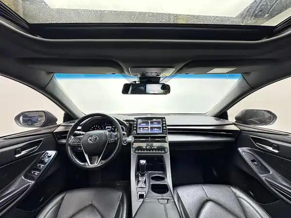 Toyota Avalon 2022