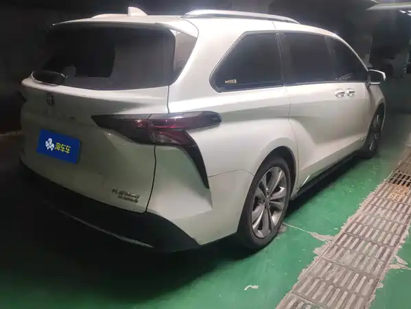 Toyota Sienna 2022