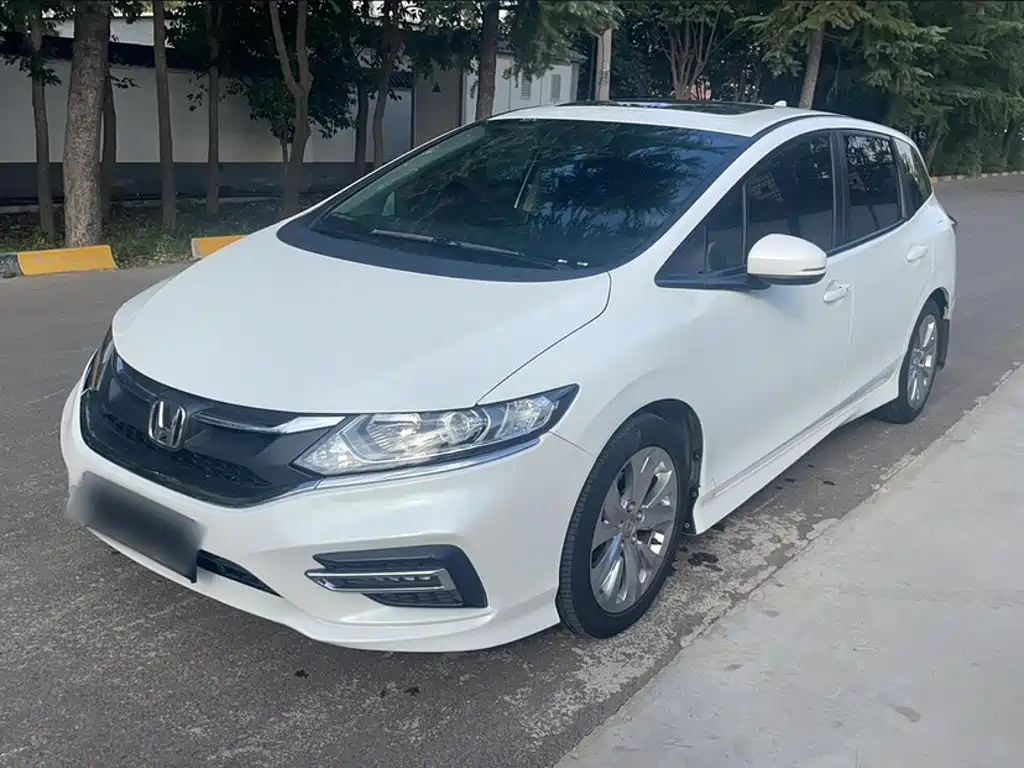 Honda Jade 2017 — фото 1