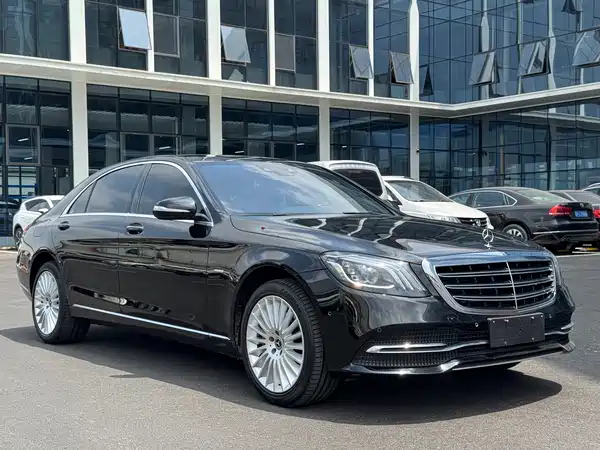 Mercedes-Benz S-Class 2020