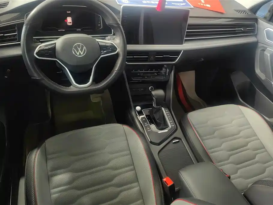 Volkswagen Tiguan L PHEV 2021 — фото 12