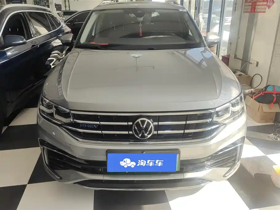 Volkswagen Tiguan L PHEV 2021 — фото 2
