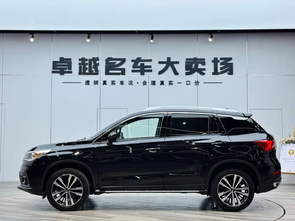 GAC Motor Trumpchi GS4 2016 — фото 4