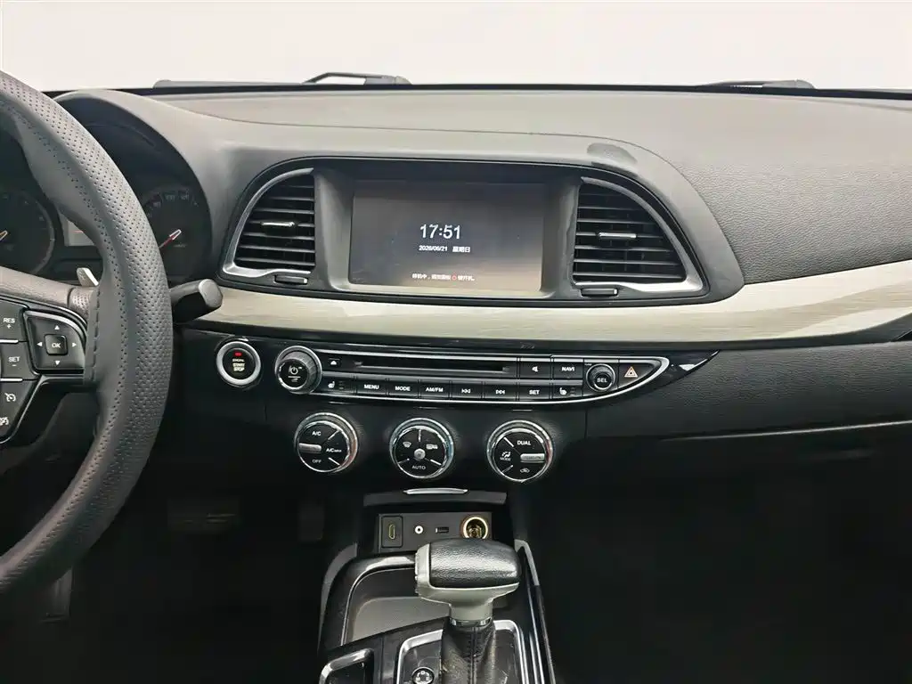 GAC Motor Trumpchi GA6 2018 — фото 12