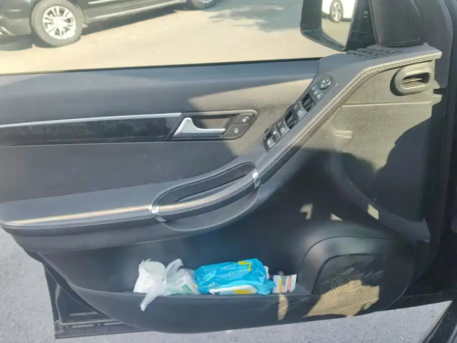 Mercedes-Benz R-Class 2015