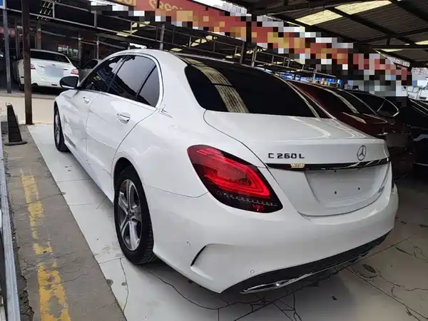 Mercedes-Benz C-Class 2021