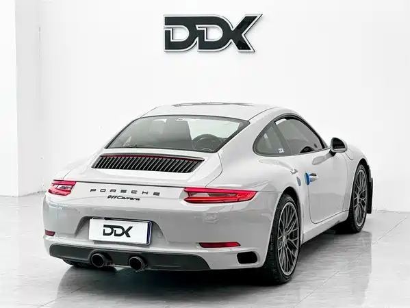 Porsche 911 2017