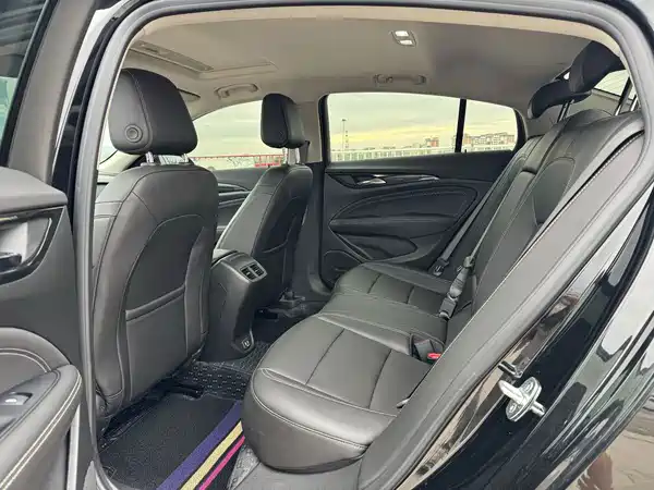Buick Regal 2025