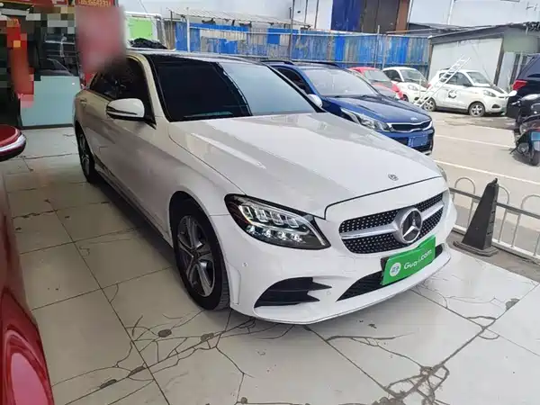 Mercedes-Benz C-Class 2021