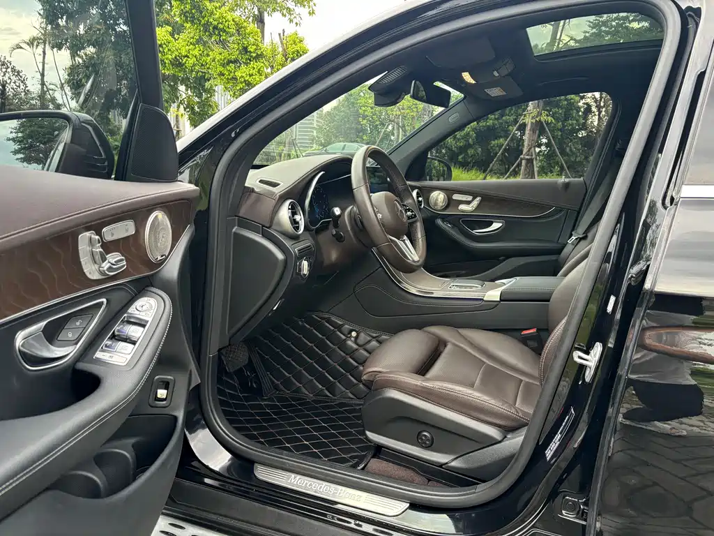 Mercedes-Benz GLC 2020