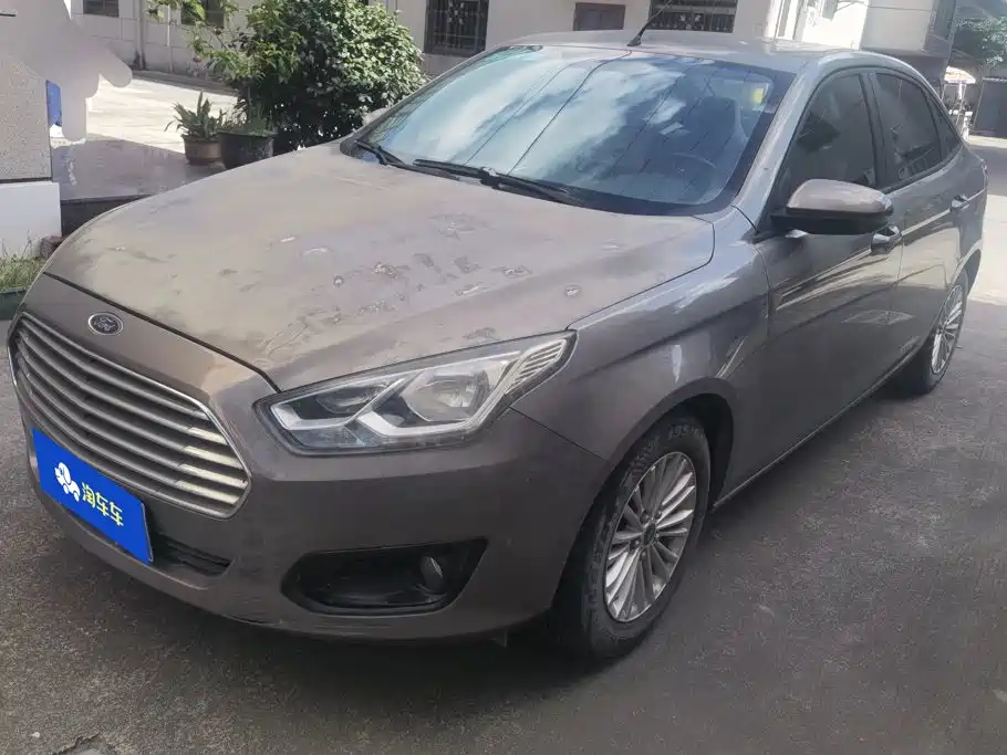 Ford Escort 2015