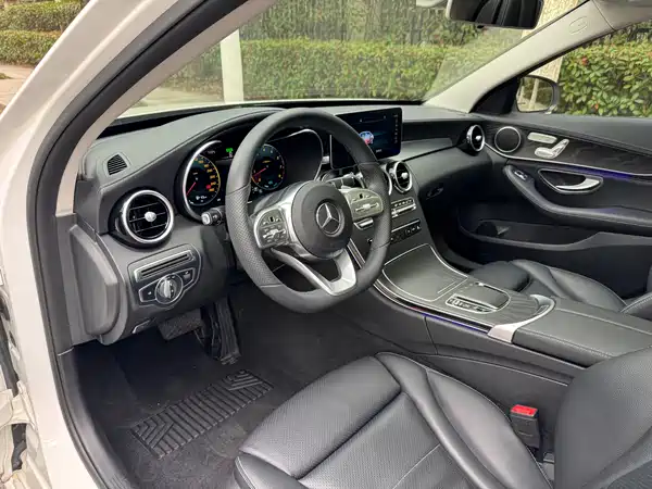 Mercedes-Benz C-Class 2020