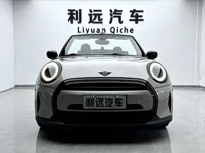 MINI MINI 2023