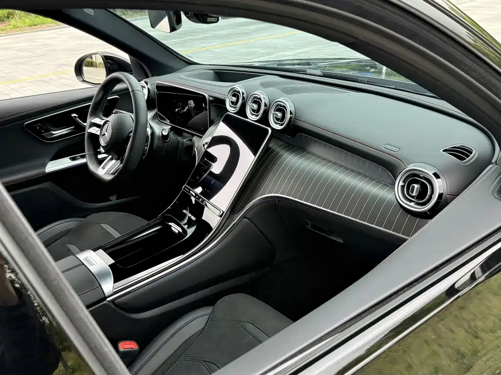 Mercedes-Benz GLC AMG 2026 — фото 18