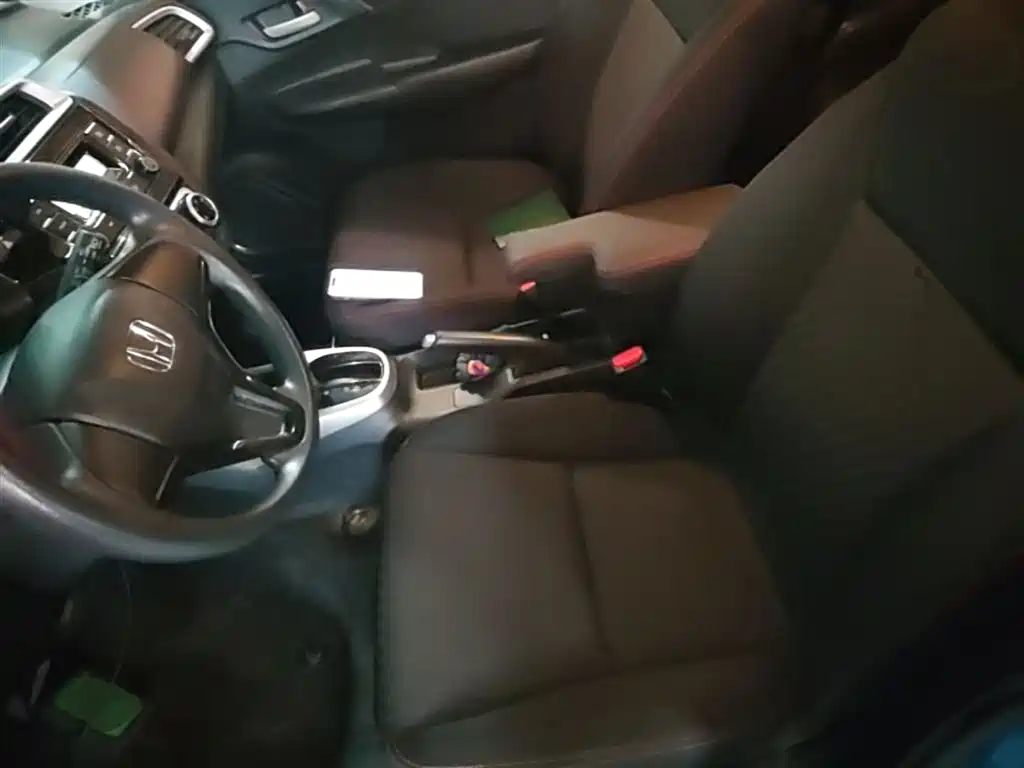 Honda Fit 2018 — фото 15