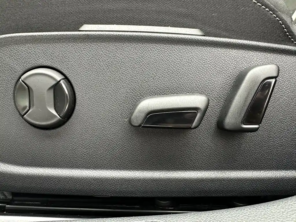 Volkswagen Golf 2022 — фото 13