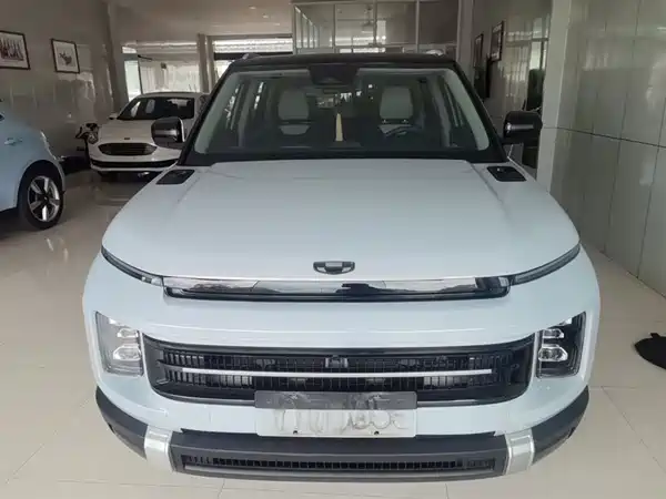 Geely ICON 2023