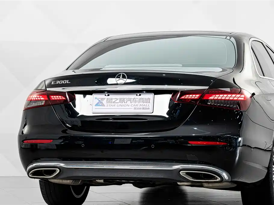 Mercedes-Benz E-Class 2022