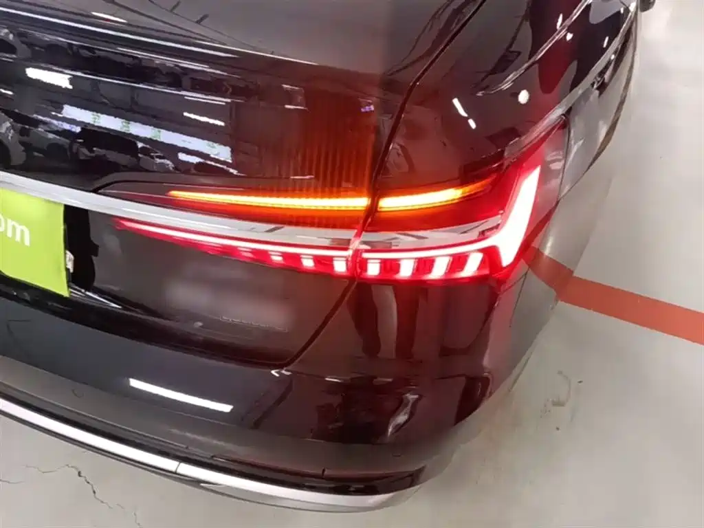 Audi A6L 2023 — фото 8