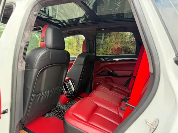 Porsche Cayenne 2015
