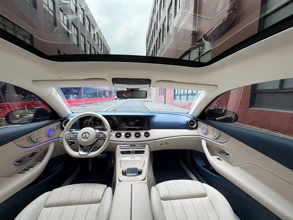 Mercedes-Benz E-Class 2020 — фото 14