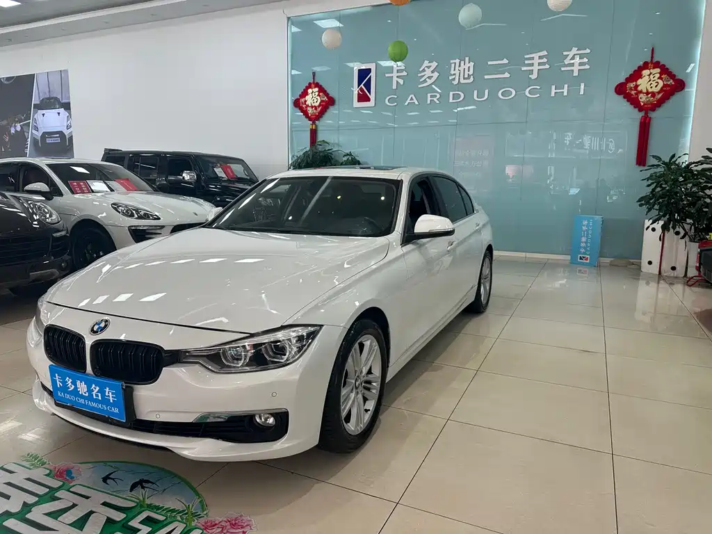 BMW 3 Series 2017 — фото 1