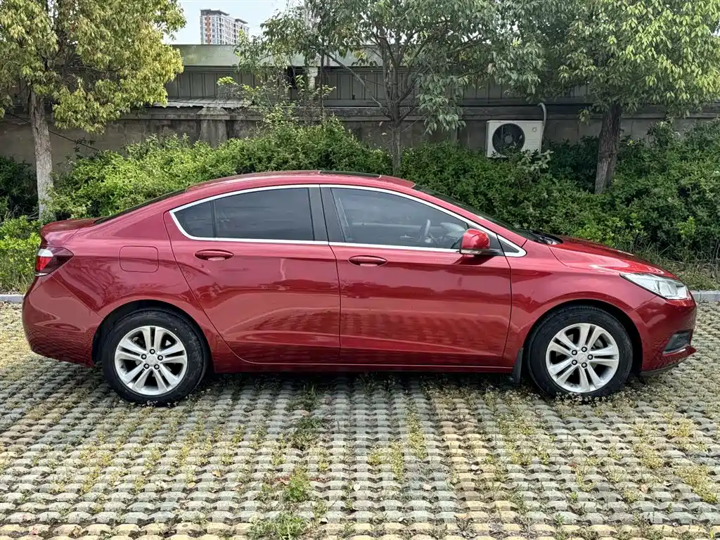 Chevrolet Cruze 2016 — фото 6