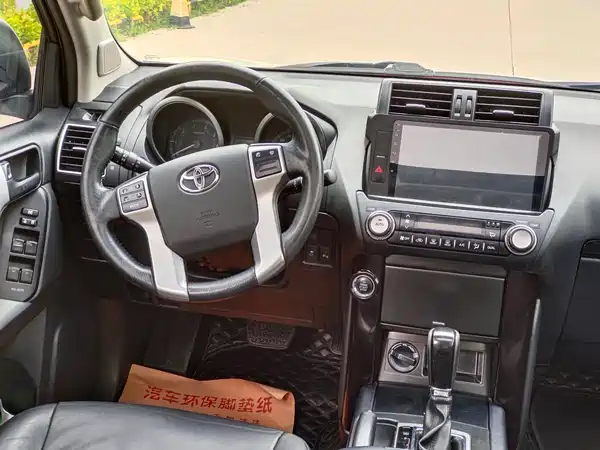 Toyota Prado 2017