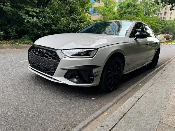 Audi A4L 2022
