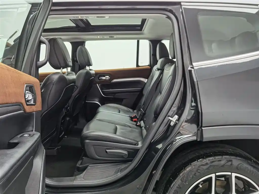 Jeep Grand Commander 2022 — фото 15