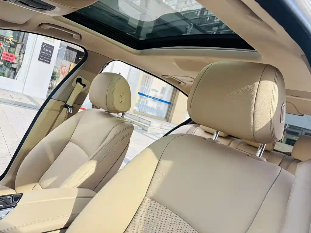 BMW 5 Series 2014 — фото 13