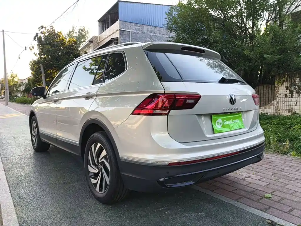 Volkswagen Tiguan L 2025