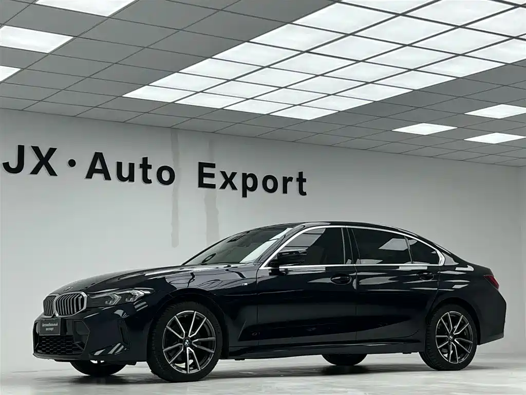 BMW 3 Series 2022 — фото 17