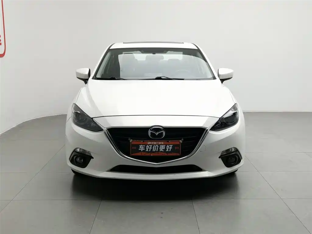 Mazda 3 Axela 2017 — фото 3