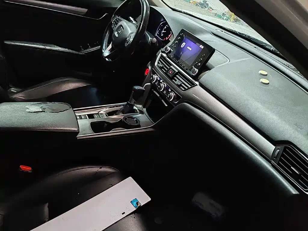 Honda Accord 2019 — фото 7