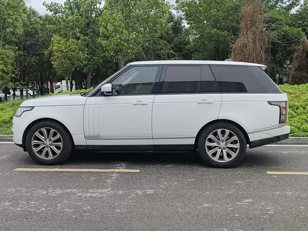Land Rover Range Rover 2018 — фото 11