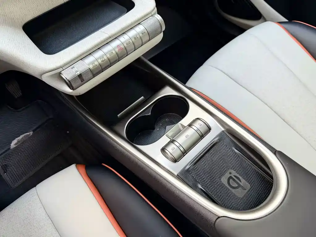 BYD Dolphin 2022 — фото 15