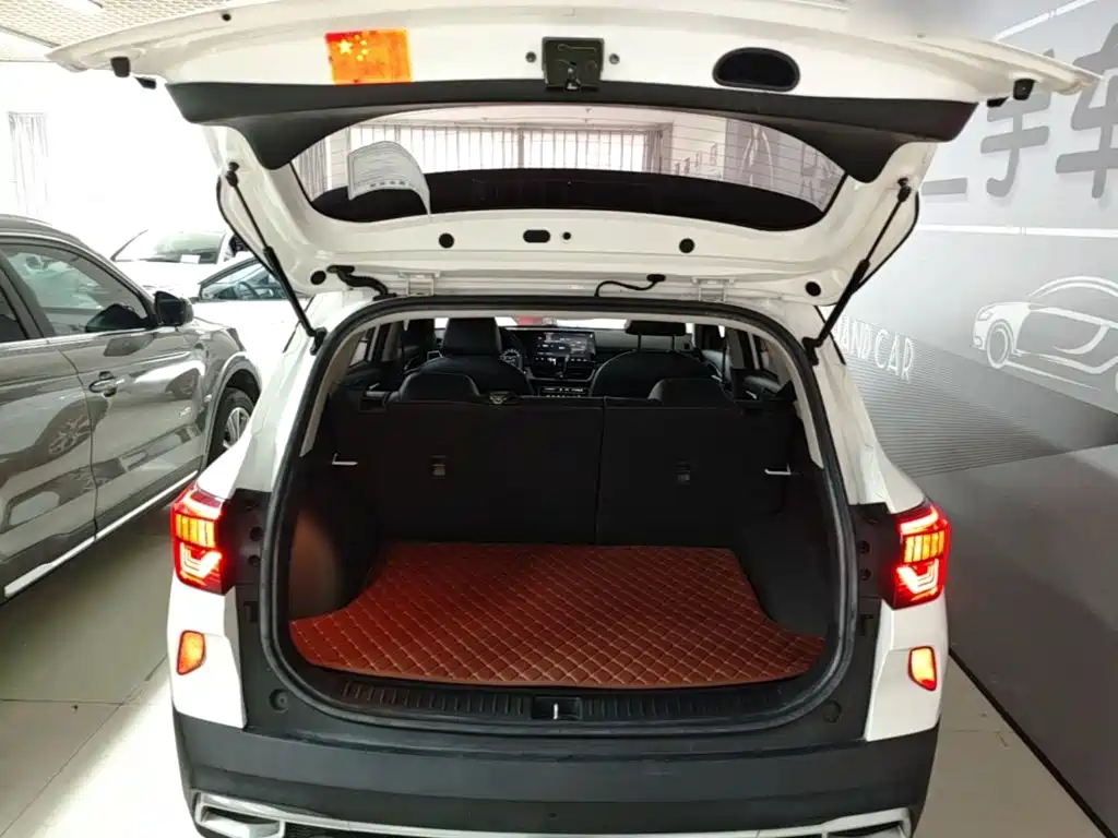 Kia KX3 2020 — фото 19