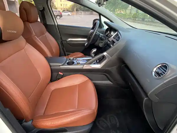 Peugeot 3008 2016