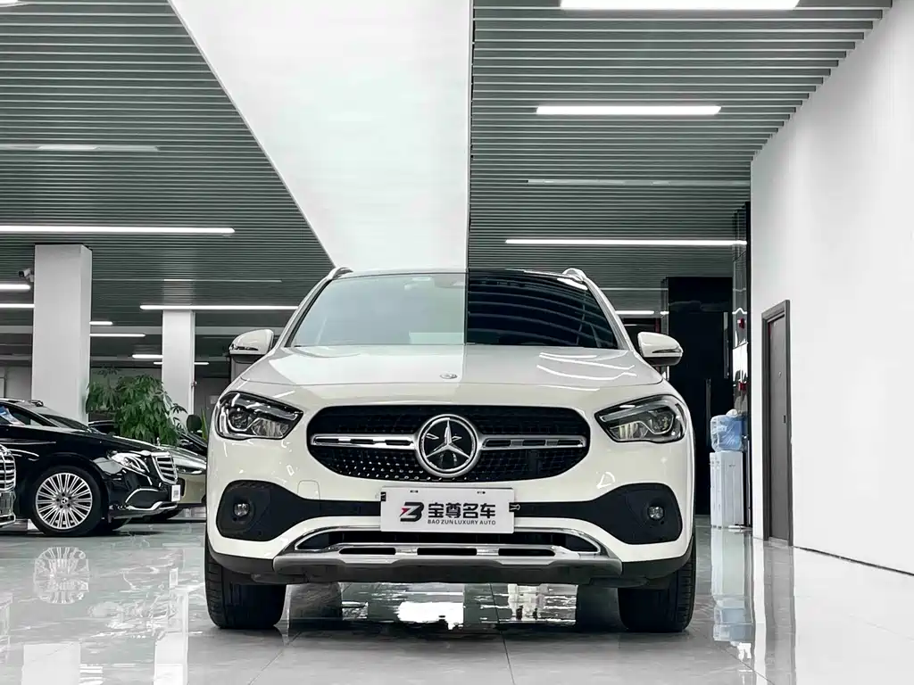 Mercedes-Benz GLA 2022 — фото 2