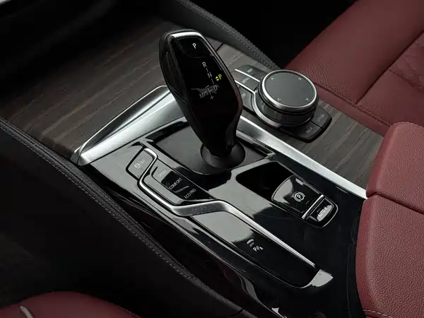 BMW 5 Series 2022
