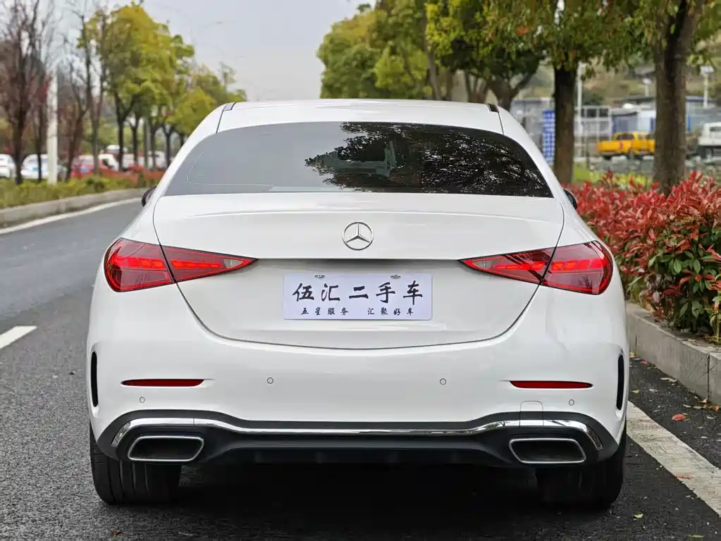 Mercedes-Benz C-Class 2023 — фото 12