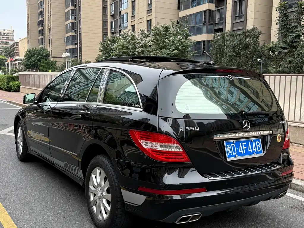 Mercedes-Benz R-Class 2012