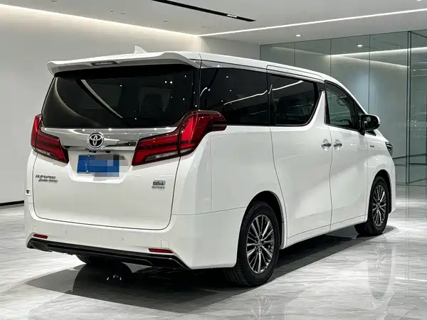 Toyota Alphard 2020