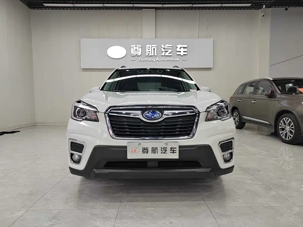 Subaru Forester 2019 — фото 3