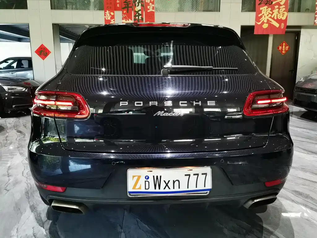 Porsche Macan 2016 — фото 23